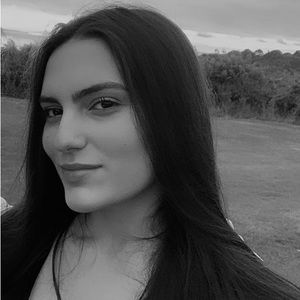 Meet your Posher, Deonna